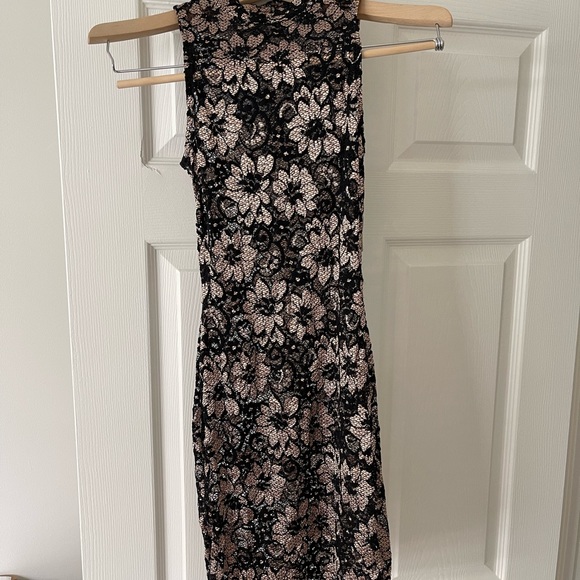 Black Lace Mini Dress Printed Flowers - Picture 9 of 9